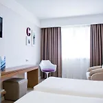 吉尔米瑞兹酒店